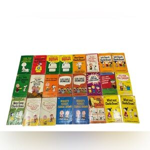 Lot of 24 Charlie Brown comic books from 1960s